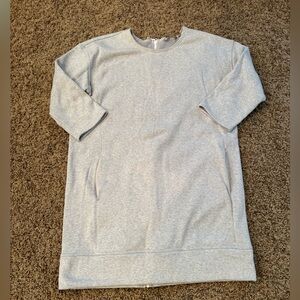 Athleta. Women’s size extra large Heather gray sweatshirt dress